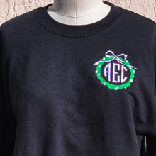 Load image into Gallery viewer, christmas crewneck